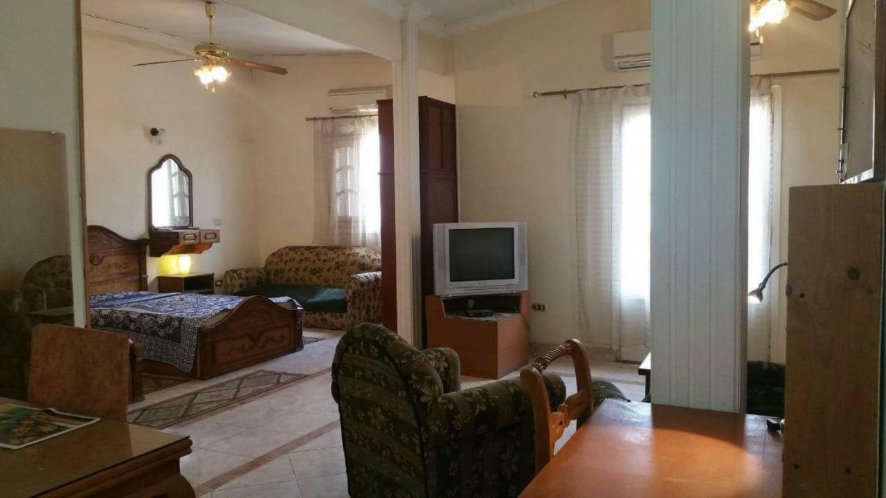 Elegant Heliopolis, Studio-Apartment Cairo Exterior photo